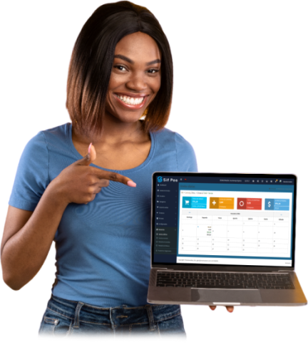 Homem com laptop na mão